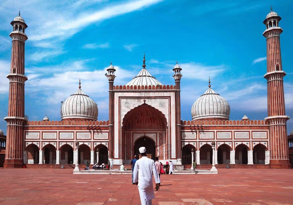 India Muslim Traveler